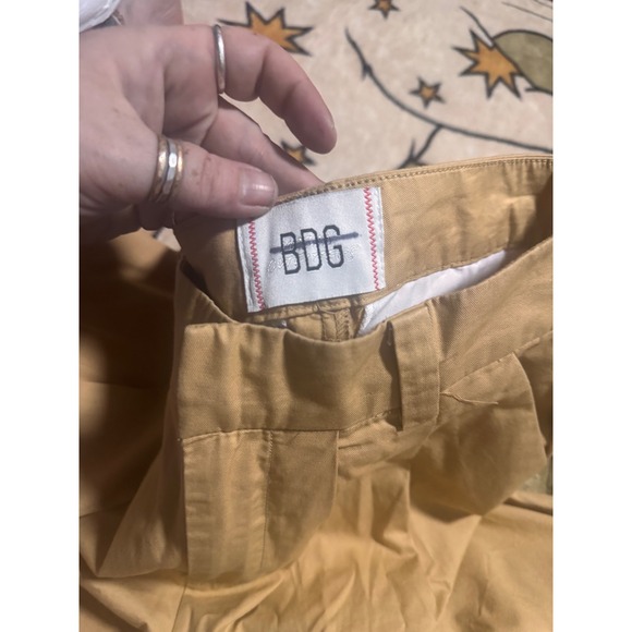 BDG Urban Outfitters Tan Pleated Wide Leg Trouser Pants Womens - Picture 2 of 3